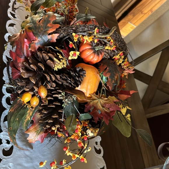 Fall centerpiece - Picture 2 of 12